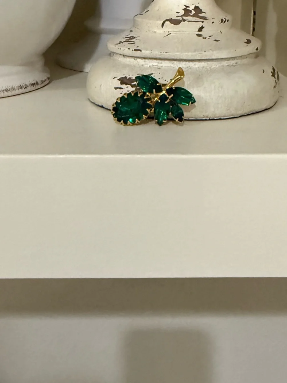 Vintage Gold Tone and Emerald Green Brooch